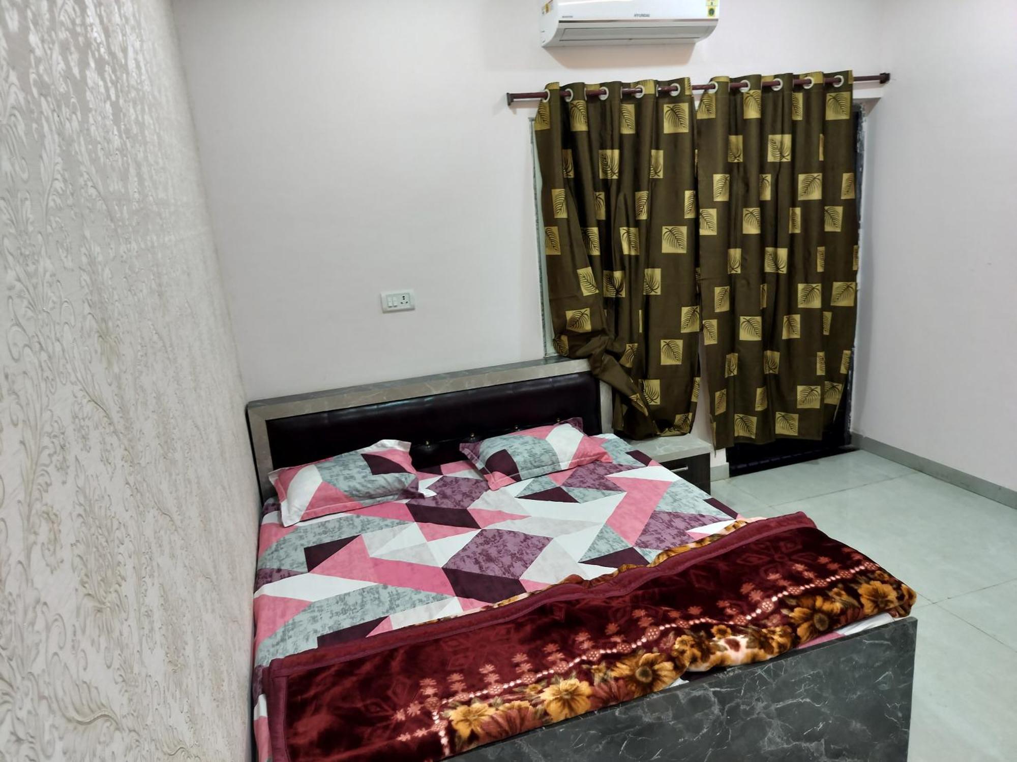 Shiv Shakti Homestay อุจเจน ภายนอก รูปภาพ
